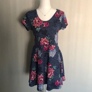 Flower print summer dress 💐